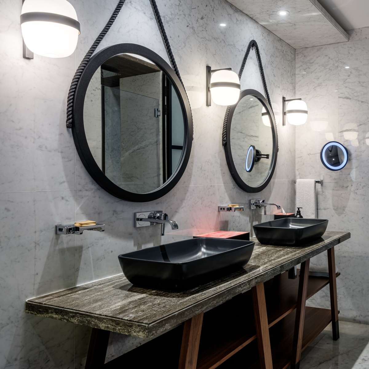 Bedroom-Designer-Residence-04-2-7